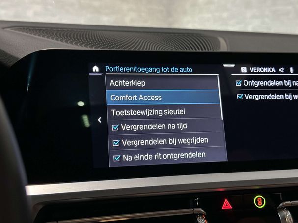 BMW 330e Touring 215 kW image number 36