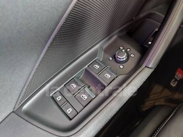 Car image 38