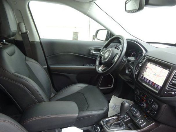 Jeep Compass 1.3 140 kW image number 11