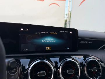 Car image 32