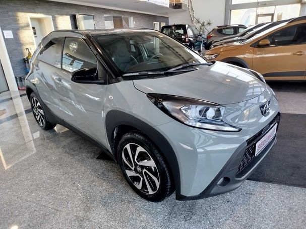 Toyota Aygo X 53 kW image number 2