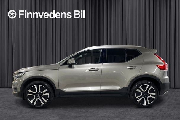 Volvo XC40 T2 Momentum 95 kW image number 5