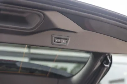 Car image 41