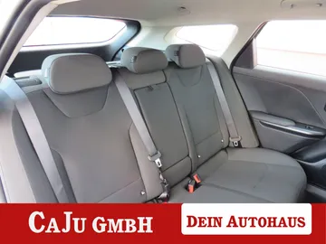 Car image 29