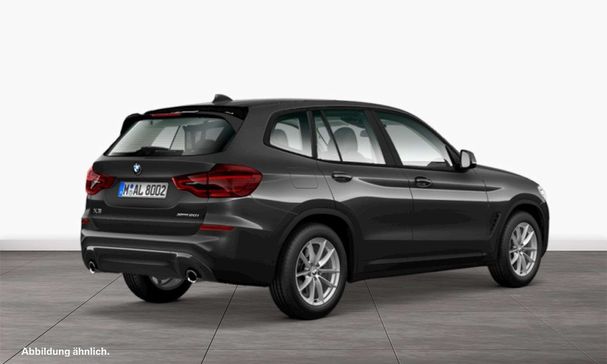 BMW X3 xDrive20i Advantage 135 kW image number 2