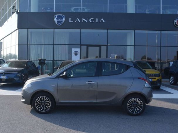 Lancia Ypsilon 51 kW image number 24