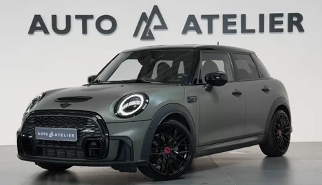 Car image 2