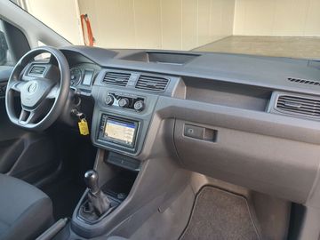 Car image 35