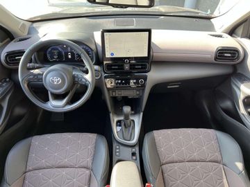 Car image 13