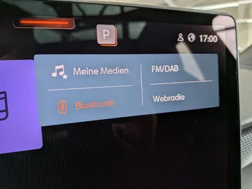 Car image 35