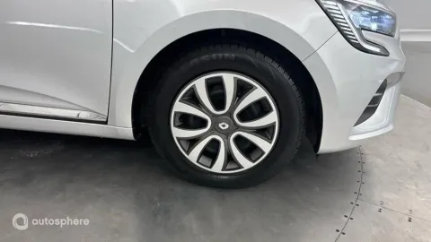 Car image 20