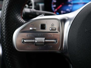 Car image 36