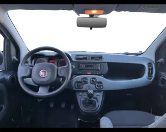 Car image 13