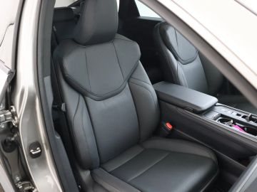 Car image 46