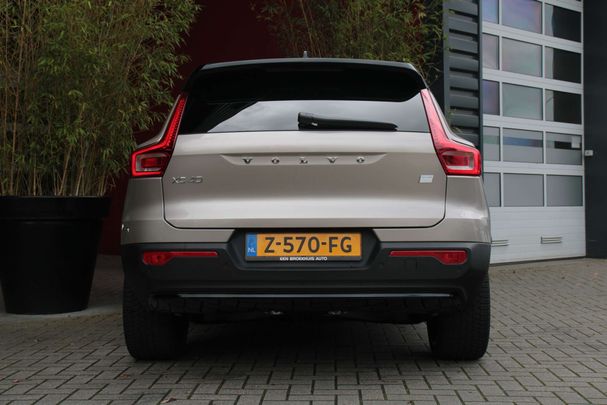 Volvo XC40 Single Motor Extended Range Ultimate 185 kW image number 10