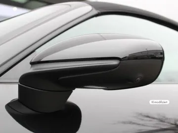 Car image 33