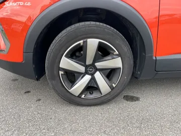 Car image 30