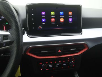 Car image 28