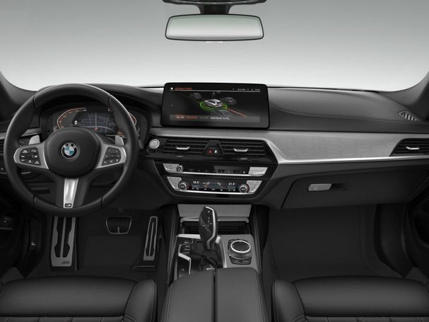 BMW 530d Touring xDrive 210 kW image number 4