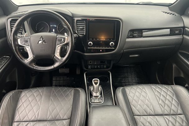 Mitsubishi Outlander 165 kW image number 14