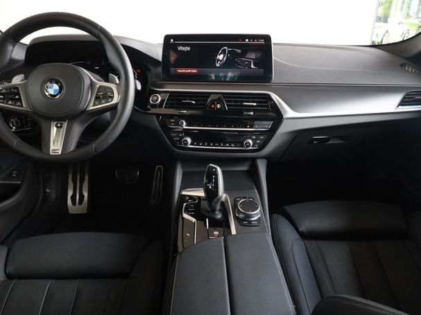 BMW 530i xDrive 185 kW image number 5