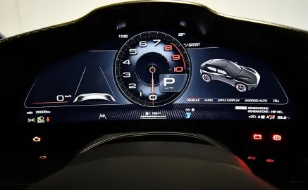 Car image 15