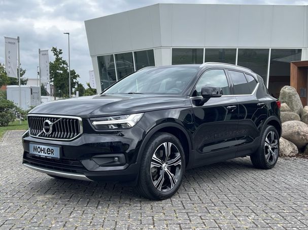 Volvo XC40 T4 Inscription Expression DKG 155 kW image number 1