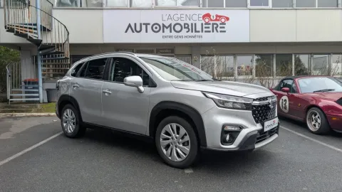 Car image 3