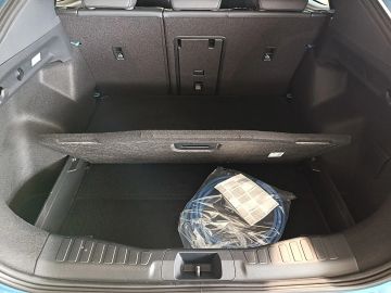 Car image 29