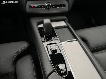 Car image 38