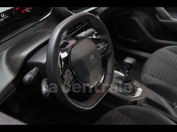 Peugeot 2008 1.2 PureTech 74 kW image number 19