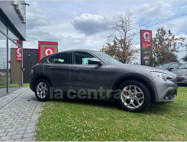 Alfa Romeo Stelvio 2.2 Diesel AT8 Super 110 kW image number 1