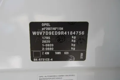 Car image 40