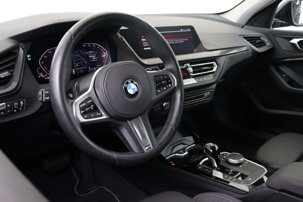 BMW 118i Sport Line 100 kW image number 5