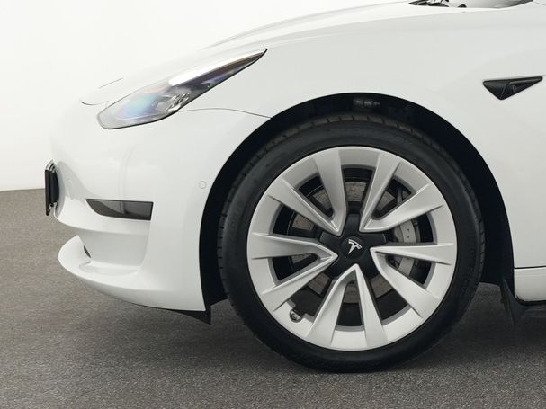 Tesla Model 3 208 kW image number 11