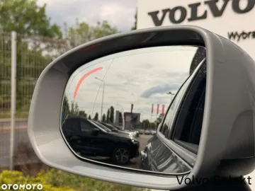 Car image 40