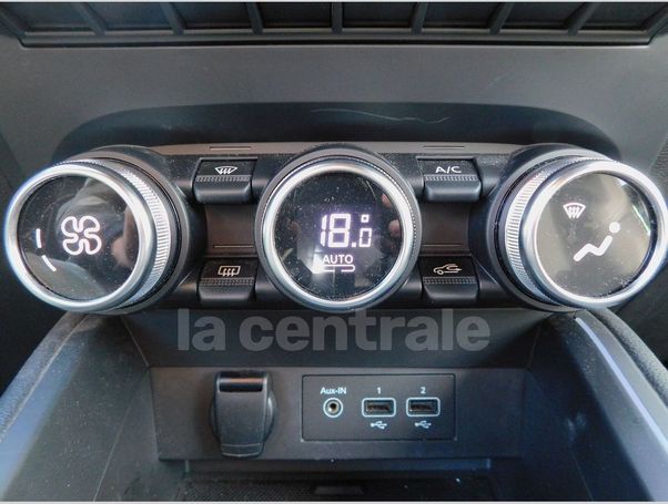 Renault Clio TCe 130 Intens 96 kW image number 3