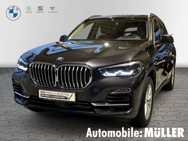 BMW X5 xDrive 210 kW image number 1