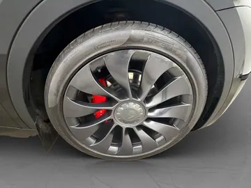Car image 31