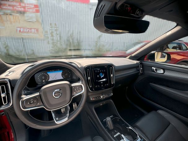 Volvo XC40 120 kW image number 11