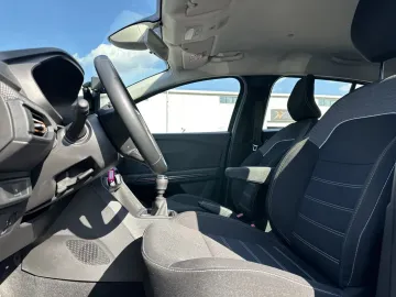 Car image 24