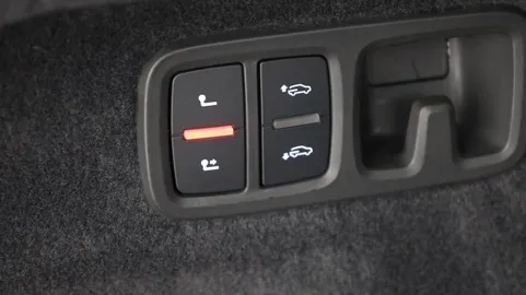 Car image 33