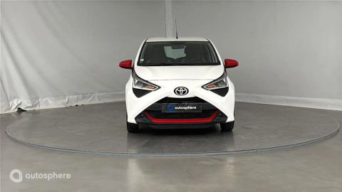 Car image 3