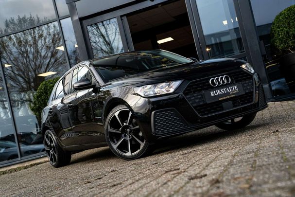 Audi A1 30 TFSI S-line Sportback 85 kW image number 2