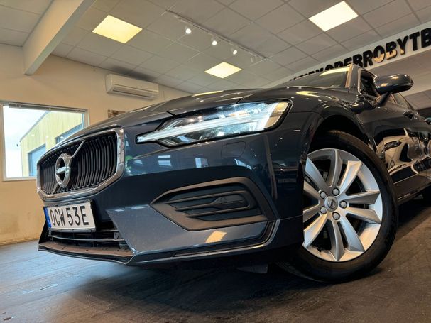 Volvo V60 B4 Momentum 145 kW image number 6