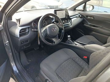 Car image 7