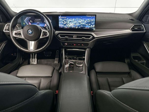 BMW 330 e Touring xDrive 215 kW image number 12