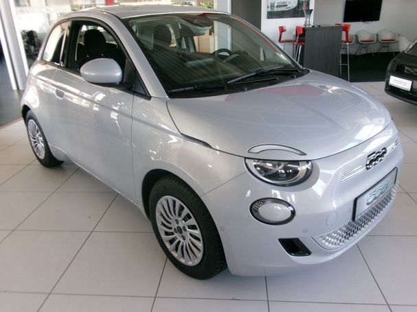 Fiat 500 e 70 kW image number 7