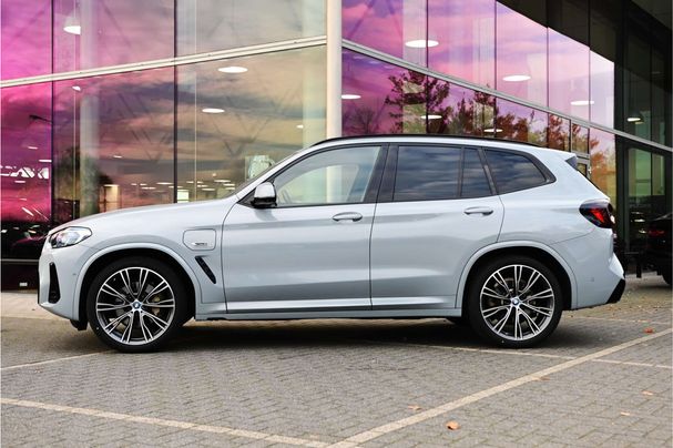 BMW X3 xDrive30e 215 kW image number 3