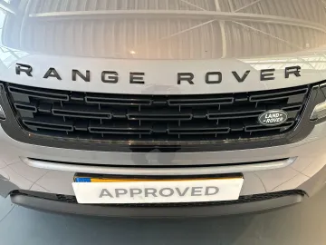 Car image 24